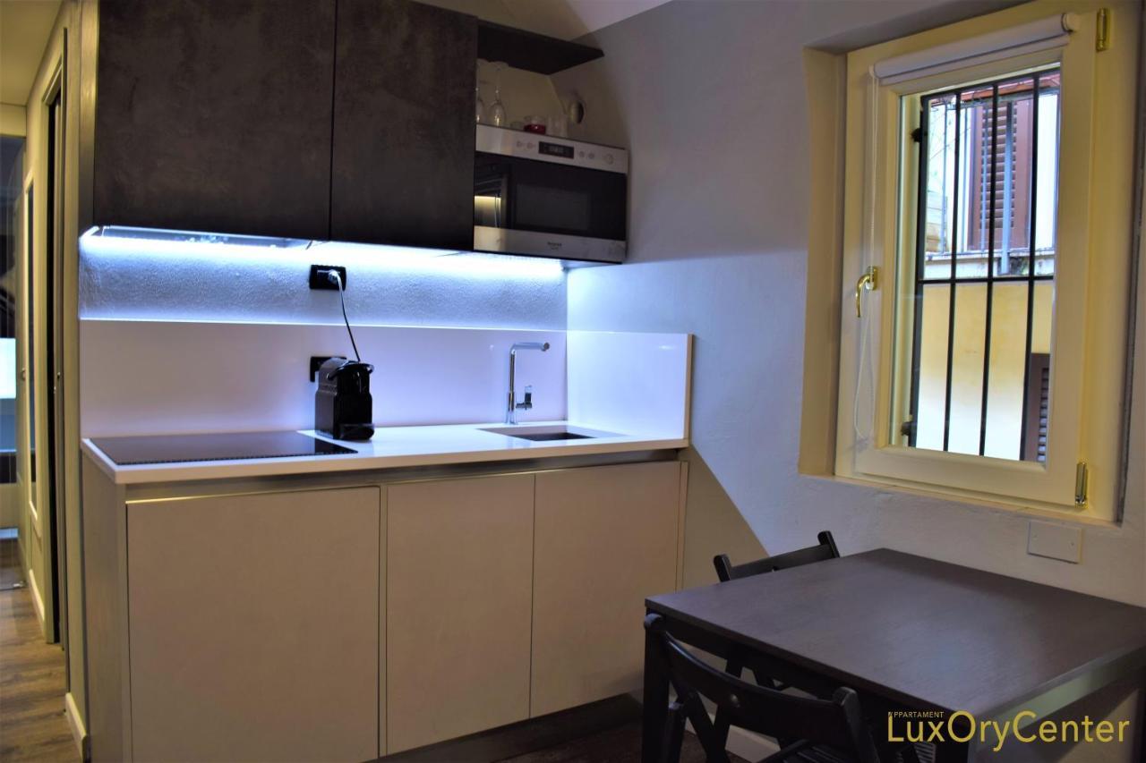 Luxory Center - Bilocale In Centro Storico In Palazzo D'Epoca In Zona Pedonale Vicino Alla Metro Vittoria Бреша Екстериор снимка